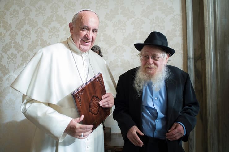 הרב רב עדין שטיינזלץ חתן פרס ישראל פגישה עם אפיפיור פרנציסקוס ותיקן