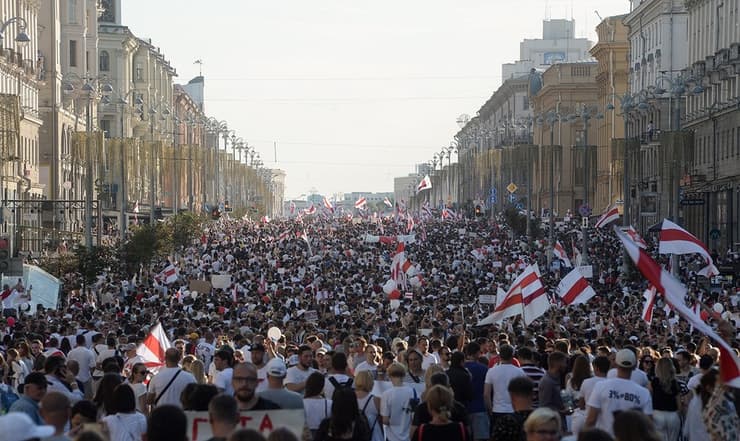 הפגנה ב 16 באוגוסט נגד הרודן לוקשנקו ב מינסק בלארוס