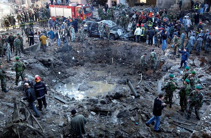 חיסול רצח ראש ממשלת לבנון לשעבר רפיק אל חרירי ב ביירות ב פברואר 2005