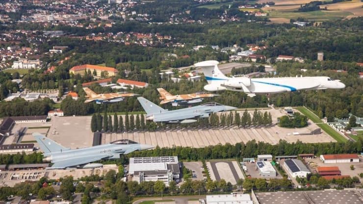 מטס "זיכרון לעתיד" בגרמניה לזכר 11 חללי אולימפיאדת מינכן