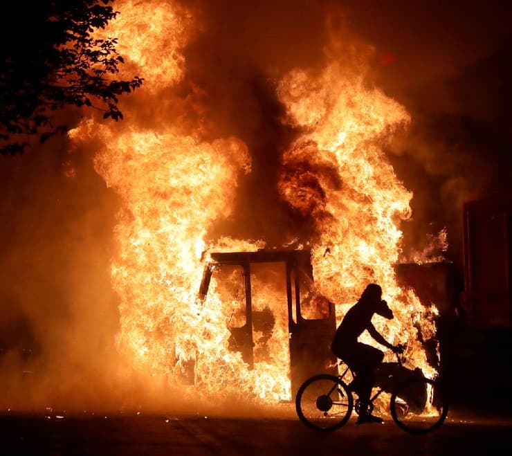 ארה"ב וויסקונסין קנושה תוצאות מהומות אחרי ירי ב שחור ג'ייקוב בלייק