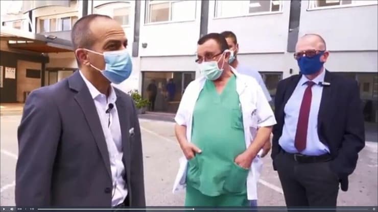 פרופ' גמזו מבקר בבתי החולים בנצרת