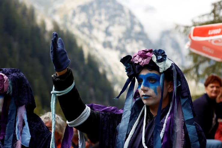 הפגנה קרחון טריאנט שווייץ אלפים