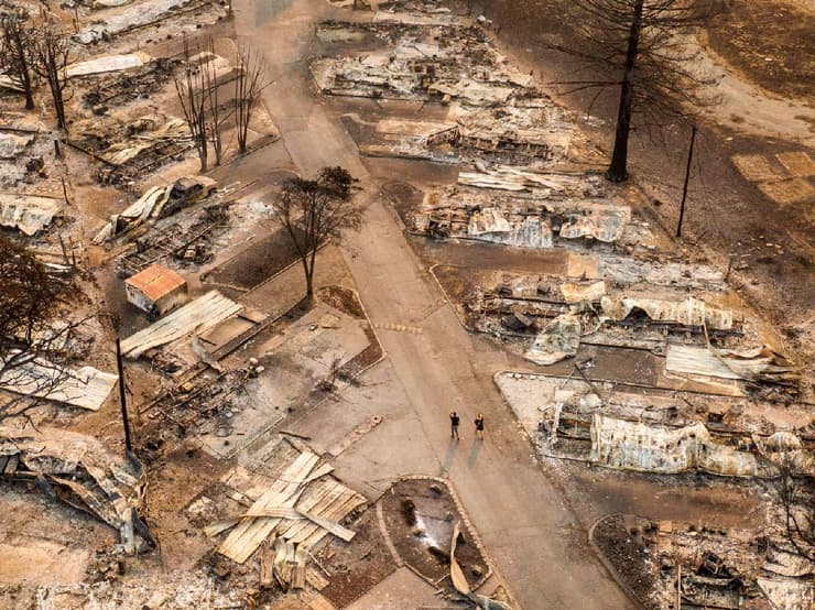 נזק שריפה ב עיירה פיניקס אורגון ארה"ב