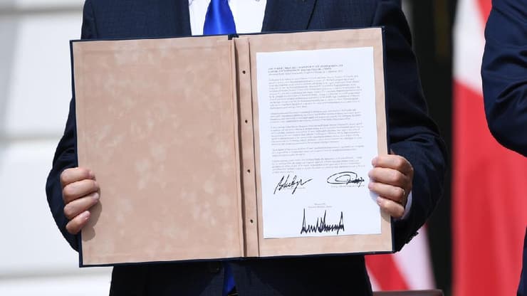 בנימין נתניהו חתימת הסכם השלום בין ישראל לאיחוד האמירויות בבית הלבן