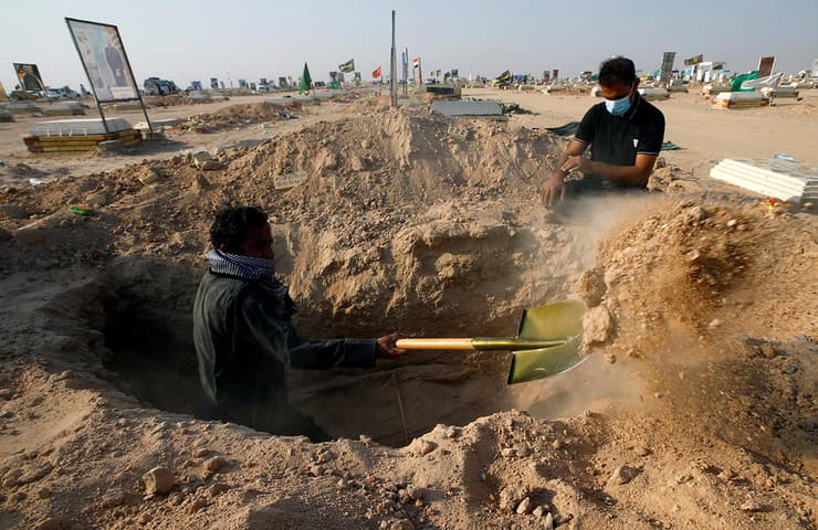 בית קברות לחולי קורונה שמתו ב נג'ף עיראק