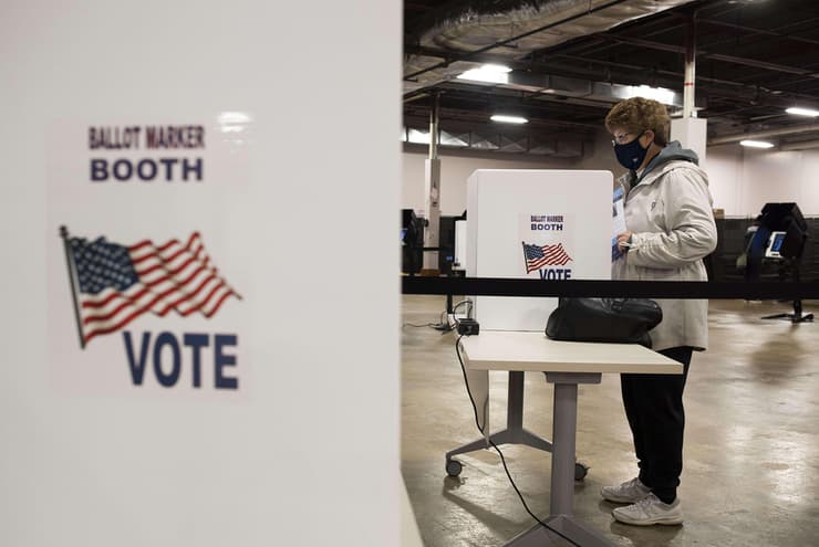 ארה"ב בחירות הצבעה מקודמת אוהיו קלפי
