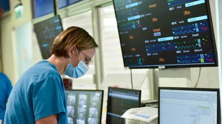 צה"ל פותח מחלקת קורונה חדשה בבית החולים רמב"ם בחיפה