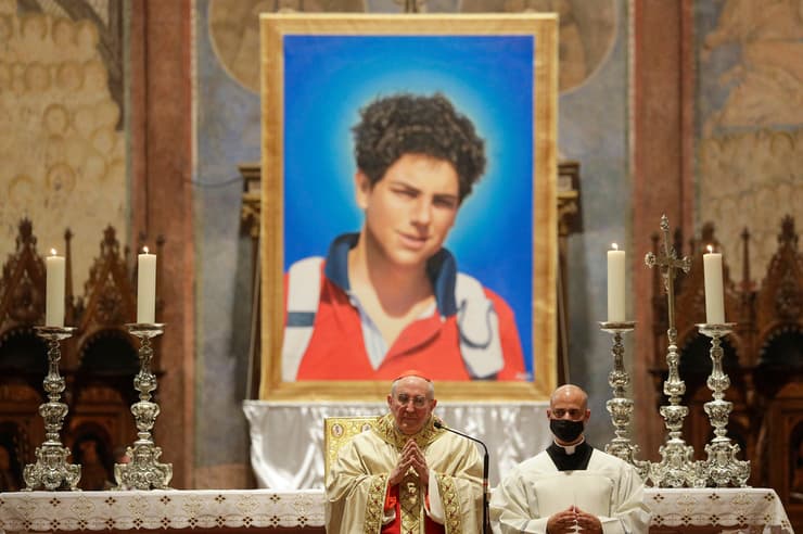 קרלו קוטיס נער שמת ב-2006 בדרך להפוך ל קדוש קתולי קתולים טקס בירוך ב אסיזי איטליה
