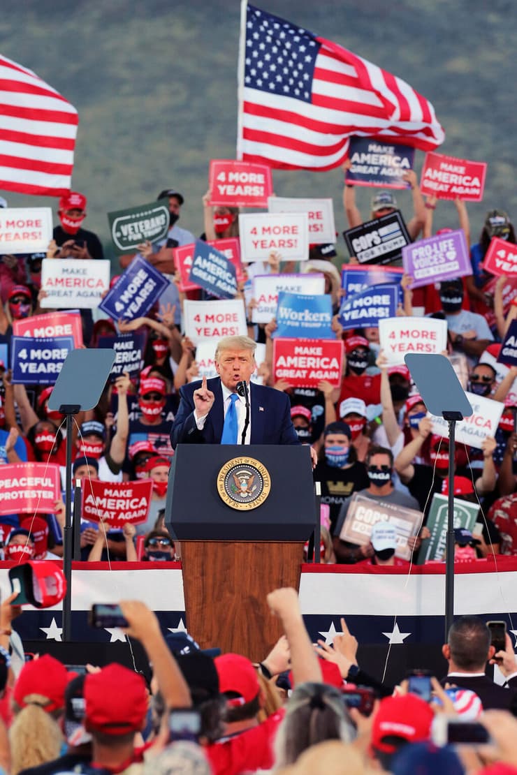 נשיא ארה"ב דונלד טראמפ עצרת בחירות ב קרסון סיטי נבאדה