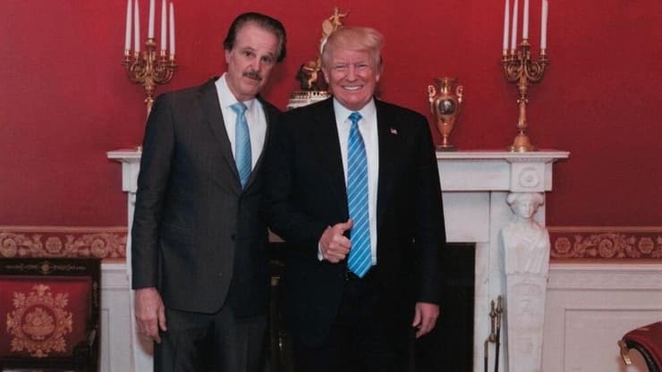 טראמפ ואוונס