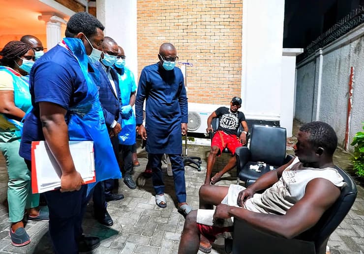 טיפול רפואי ל מפגינים שנורו ב לאגוס ניגריה