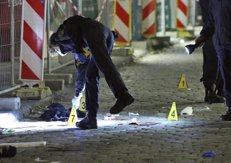 זירת פיגוע דקירה ב דרזדן ב 5 באוקטובר גרמניה