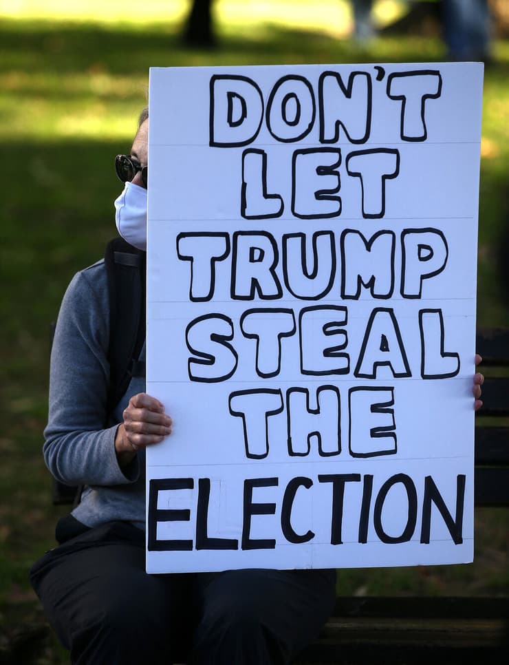 הפגנות נגד דונלד טראמפ ובעד ספירת קולות וושינגטון ארה"ב