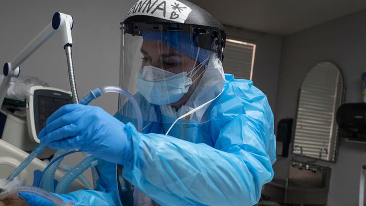 ארה"ב טיפול בחולה קורונה יוסטון טקסס