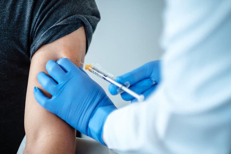 חברה חברת פייזר ארה"ב עובדת על חיסון נגד נגיף קורונה הצלחה