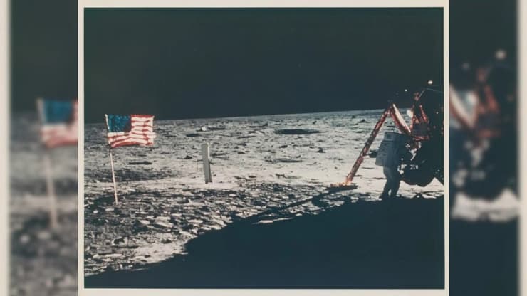 התיעוד היחיד של ארמסטרונג כשהוא לבדו על הירח