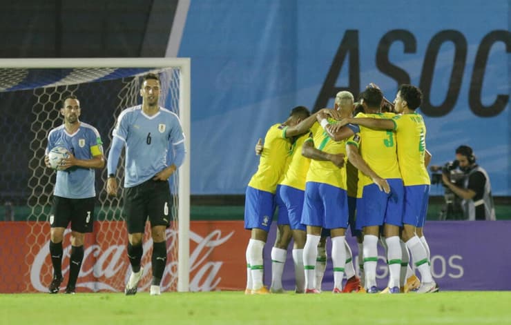 נבחרת ברזיל חוגגת