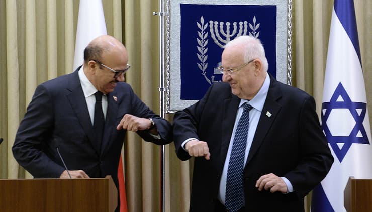 נשיא המדינה ראובן ריבלין עם עבד אללטיף אלזיאני שר החוץ של בחריין בבית הנשיא ירושלים