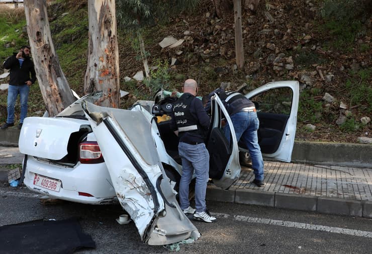מכונית גנובה פרברי ביירות לבנון עצירים ברחו מהכלא ונהרגו בתאונה