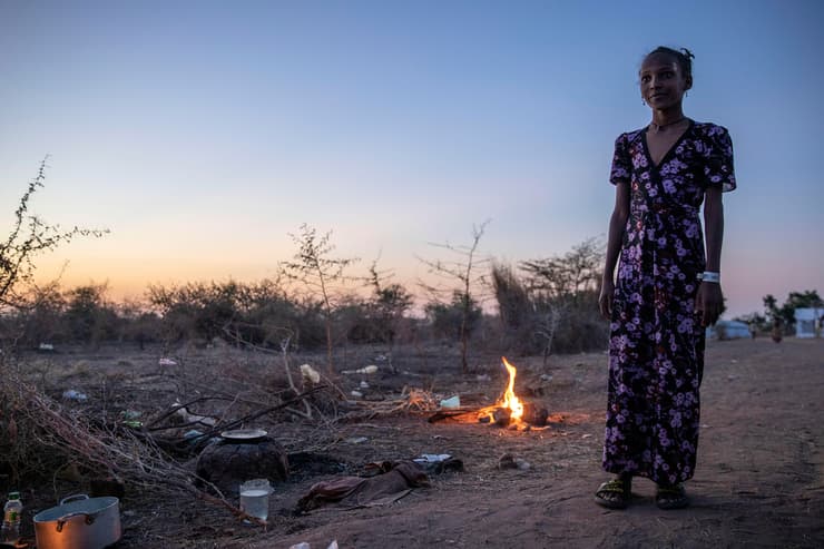 פליטה פליט מ קרבות ב תיגראי אתיופיה ב מחנה פליטים ב סודן