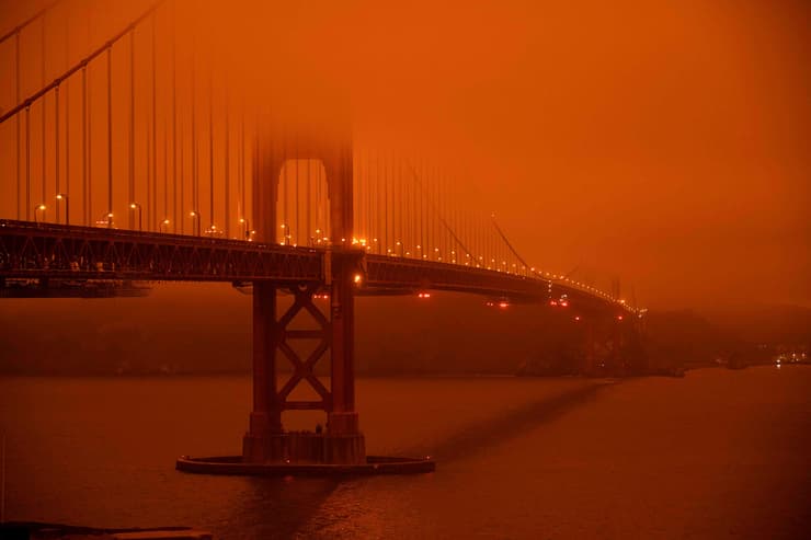 תמונות השנה בעולם של AFP גשר שער הזהב שריפות קליפורניה