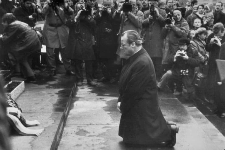 קנצלר מערב גרמניה וילי ברנדט אנדרטה גטו ורשה 1970