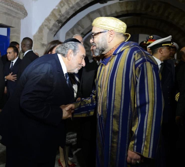 ראש הקהילה היהודית של מרוקו, סרז' ברדוגו, פוגש את המלך מוחמד השישי