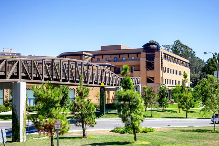 אוניברסיטת קליפורניה באירוויין