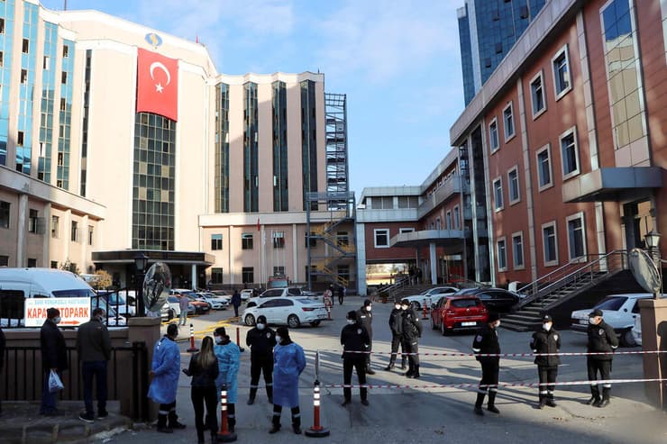 טורקיה פיצוץ בית חולים בעיר גזאזיינטפ חולי קורונה נהרגו ב שריפה