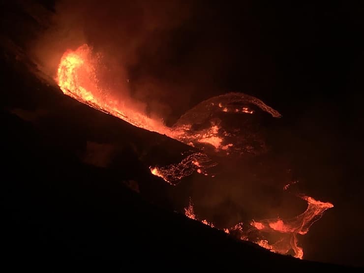  הר געש הגעש קילוואה ב הוואי התפרץ התפרצות געשית