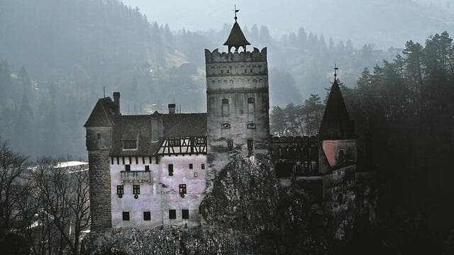 הטירה של ולאד המשפד ברומניה