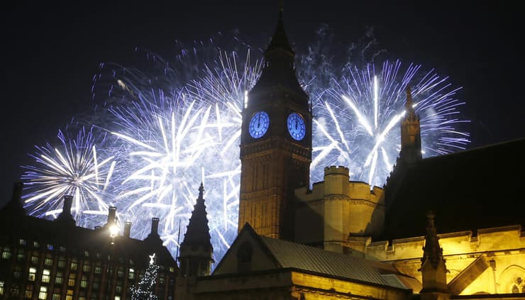 קורונה חגיגות שנה חדשה ב לונדון בריטניה ארכיון
