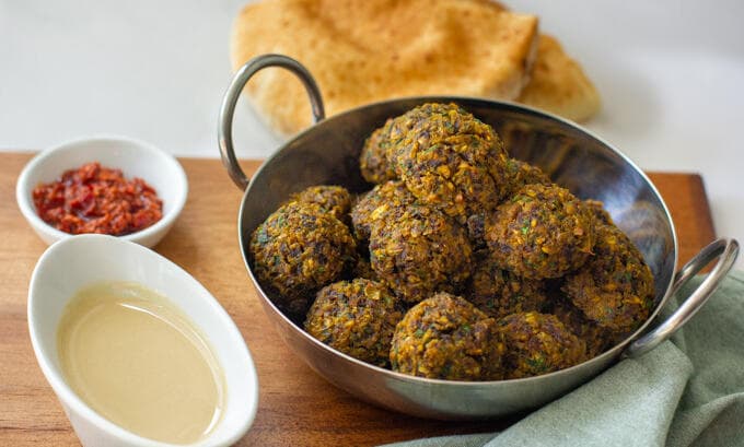 סלט קינואה פסטה סלק פלאפל סלק סלק אפוי - דניאלה נויפלד