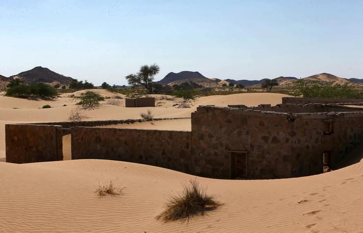 עומאן וואדי אל מור כפר שנבלע על ידי המדבר תושבים לשעבר