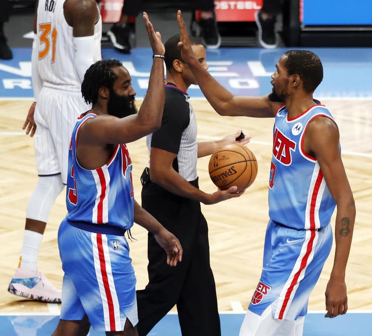 ג'יימס הארדן וקווין דוראנט