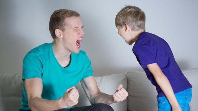 ''ילדים עלולים לאמץ בעצמם דפוסי צעקות כתגובה לצעקות''