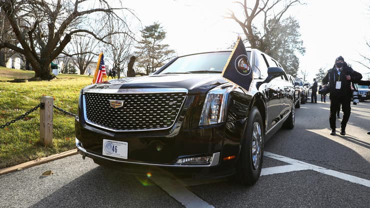 רכב נשיאותי קאדילק של נשיא ארה"ב ג'ו ביידן לוחית רישוי מספר 46