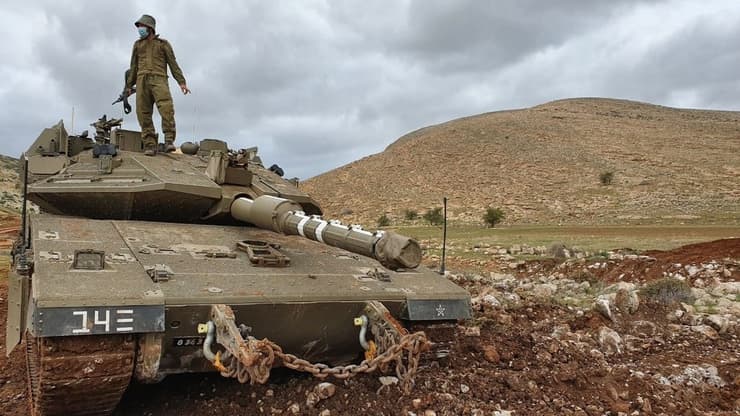 טנקים באימון בבקעת הירדן