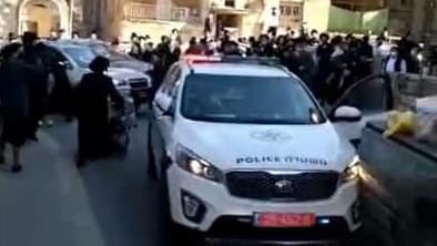 עימותים בין חרדים למשטרה בשכונת מאה שערים בירשולים בעקבות הפרות הסגר השלישי