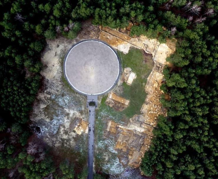 שטח אזור ההשמדה במחנה סוביבור, בו נמצאו 3 תגיות