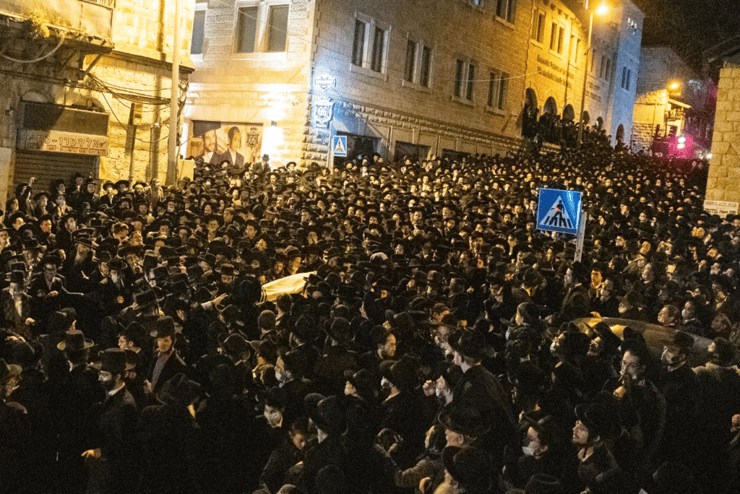 במקביל לדיון בממשלה: עוד הלוויה המונית בירושלים, אמש 