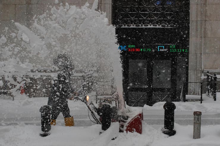 שלג סופה ב צפון מזרח ארה"ב העיר ניו יורק מנהטן