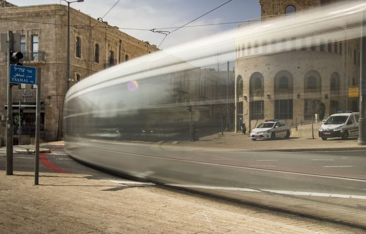 הרכבת הקלה בירושלים. צולם בכיכר צה"ל