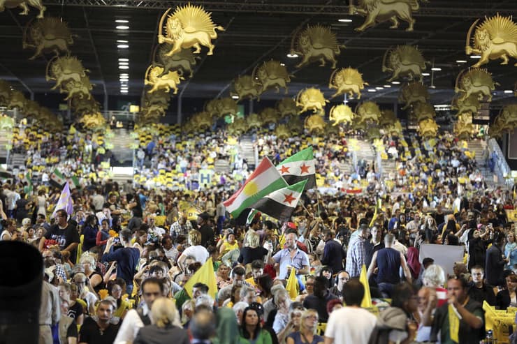אסדוללה אסדי תכנן פיגוע צרפת תמונת ארכיון של כינוס ארגון אופוזיציה איראני גולה ב 2014 באותו מקום