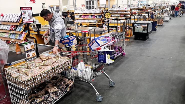 סופרמרקט (צילום: חיים הורנשטיין) תמונה מתוך סניף שופרסל