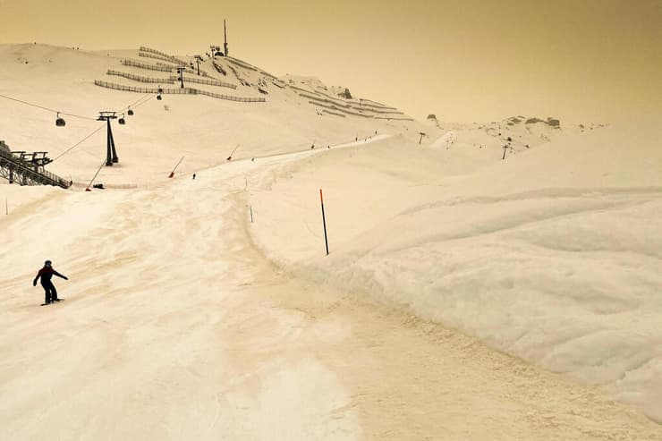 אירופה גל קור שלג כתום שווייץ חול מ מדבר סהרה