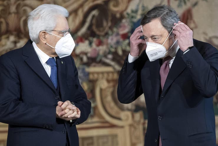 נשיא איטליה סרג'יו מטרלה וראש הממשלה החדש מריו דראגי