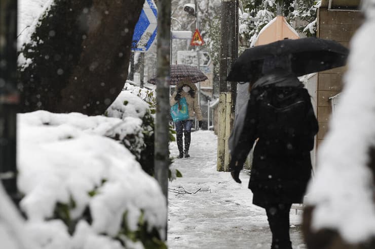 יוון שלג מזג אוויר צפון אתונה
