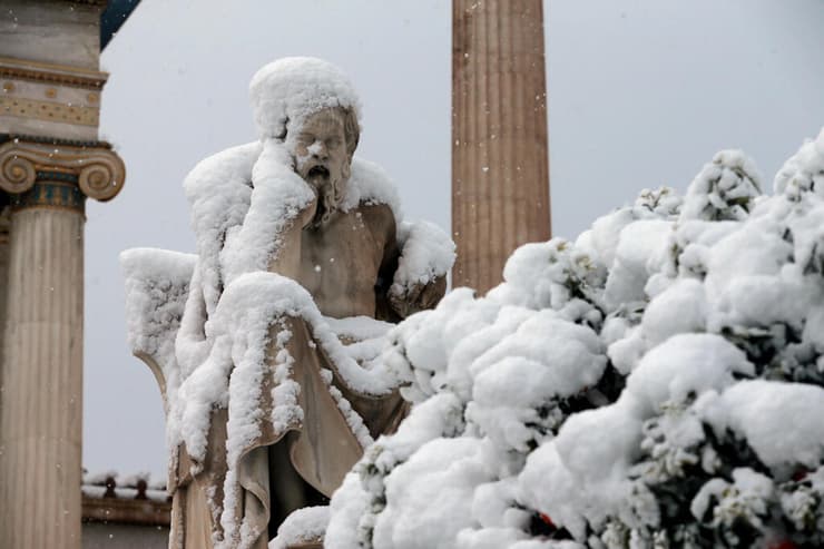 מזג אוויר יוון אתונה שלג